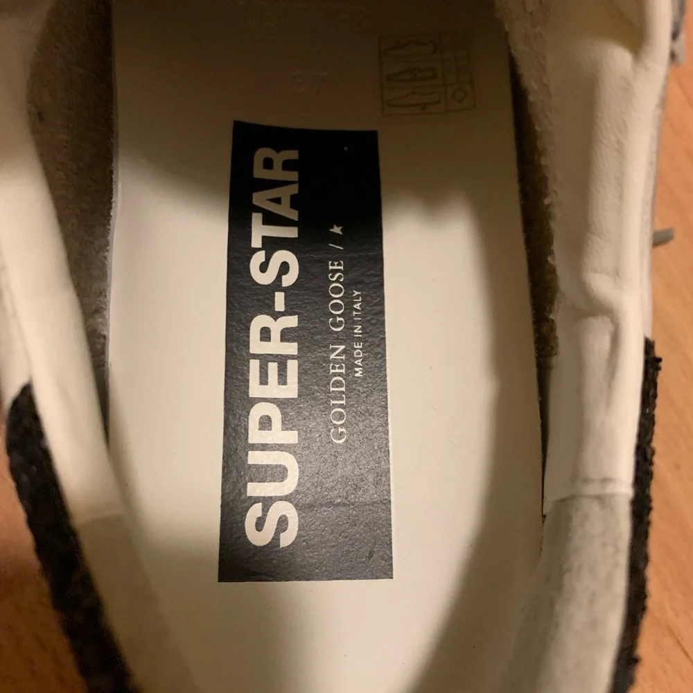 Golden Goose Super Star Low Top Sneaker - Picture 14 of 15